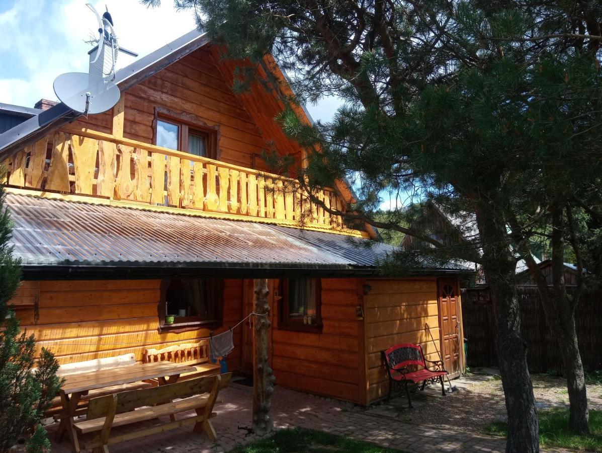 Cztery Pory Roku - Dom Villa Lutowiska Bagian luar foto